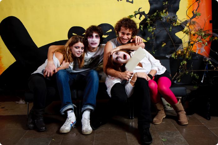 Studio Halloweenkalaset