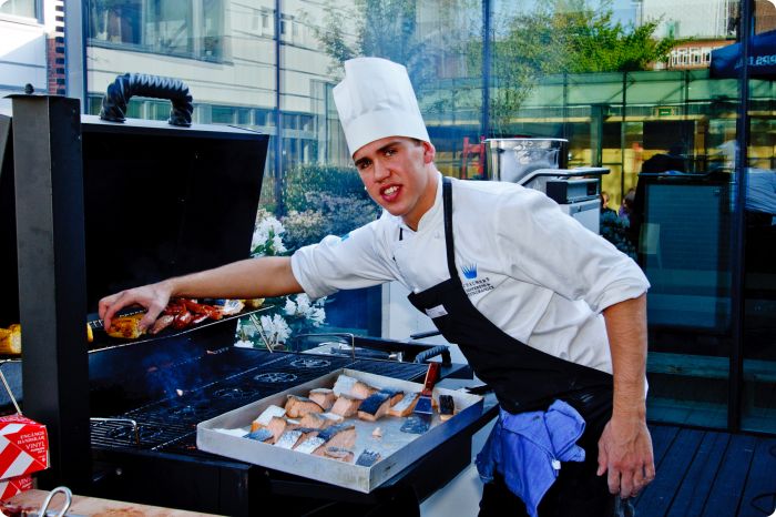 Grillbuffé på innergården