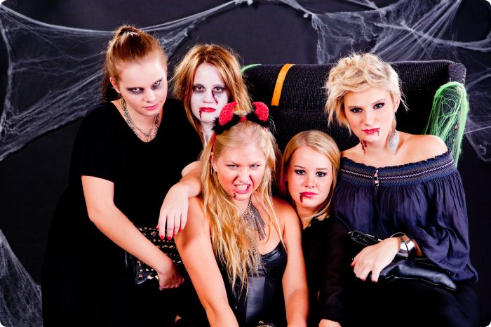 Studio Halloweenkalaset