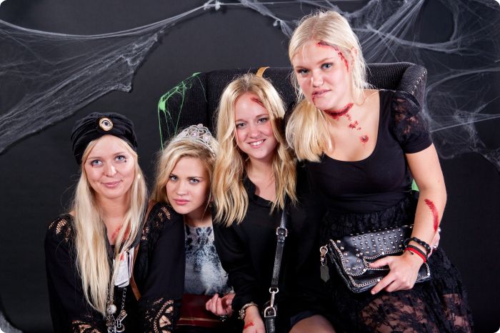 Studio Halloweenkalaset