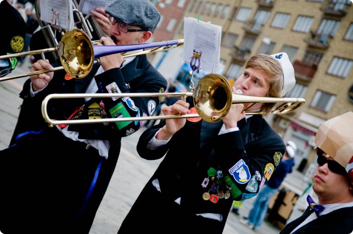 Första Dagen