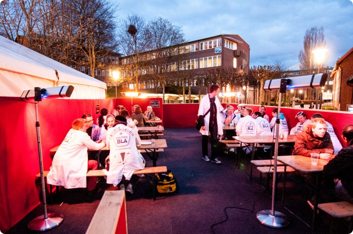 Öltält: Bara på låtsas