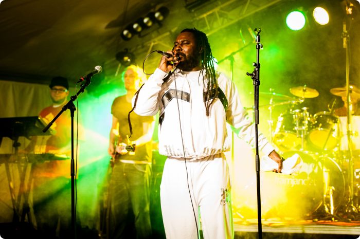 Öltält: Reggae-kväll
