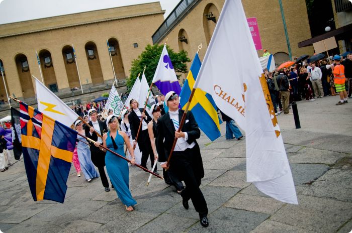 Första Dagen