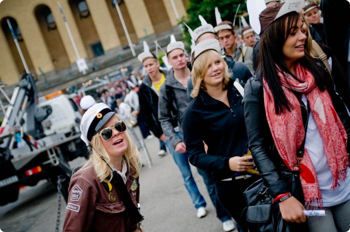 Första Dagen