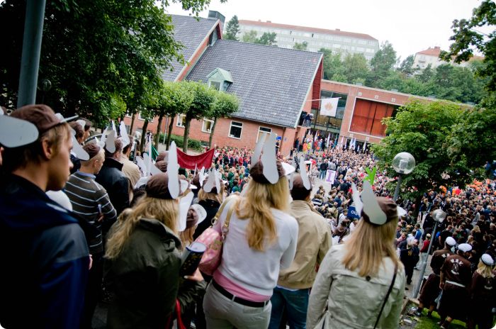Första Dagen