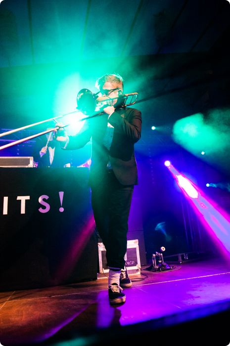 Valborgskalaset: Movits