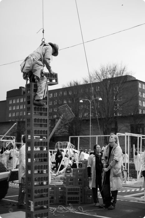 Cortègen: Byggdag 3