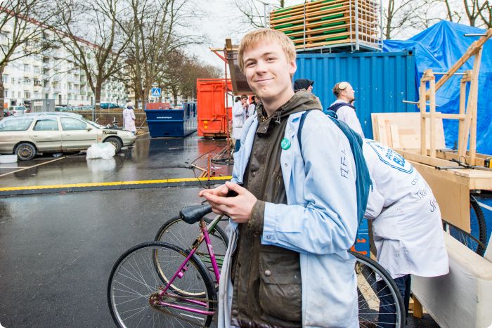 Cortègen: Byggdag 8