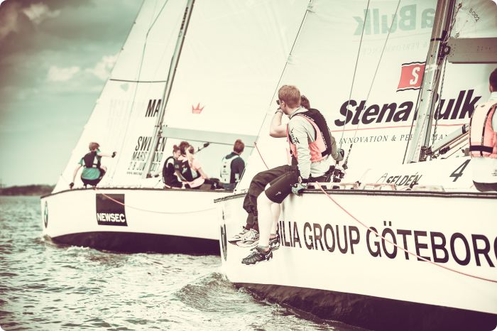 Student Sailing