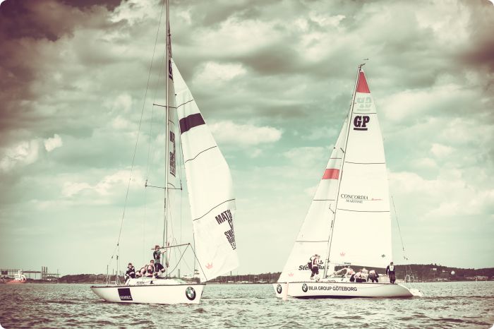 Student Sailing