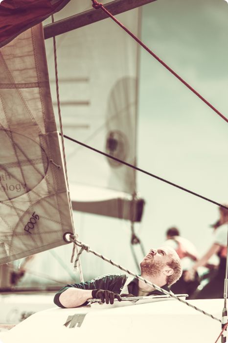 Student Sailing