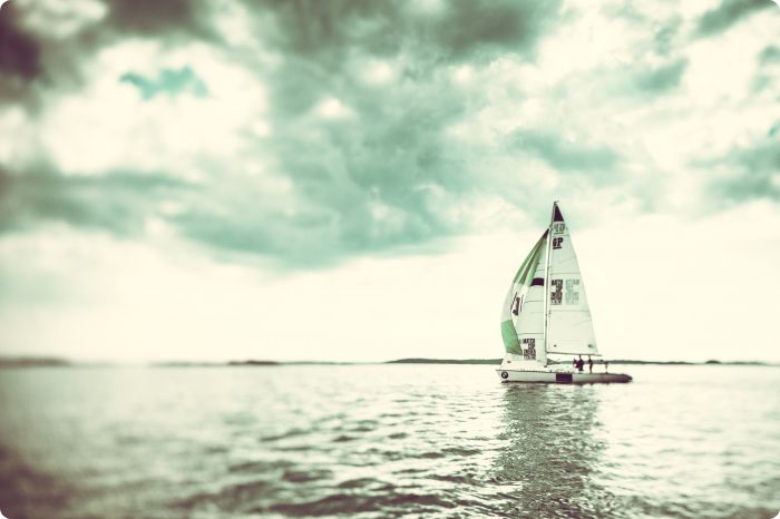 Student Sailing