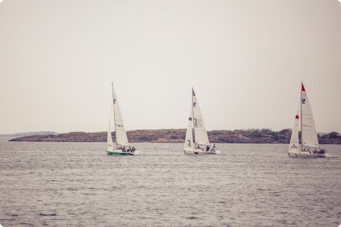 Student Sailing