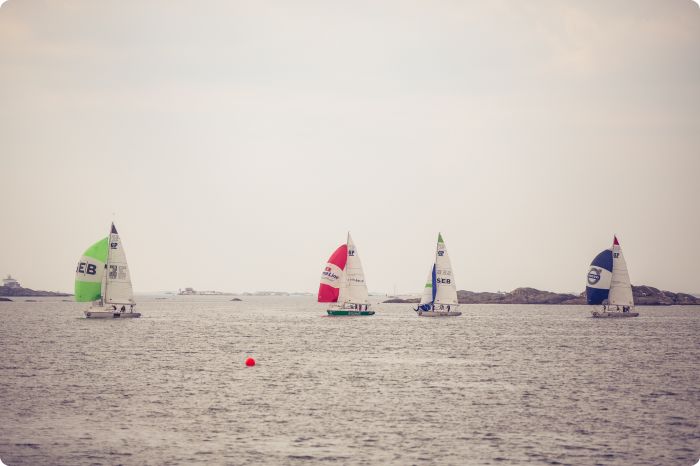 Student Sailing