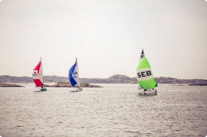 Student Sailing