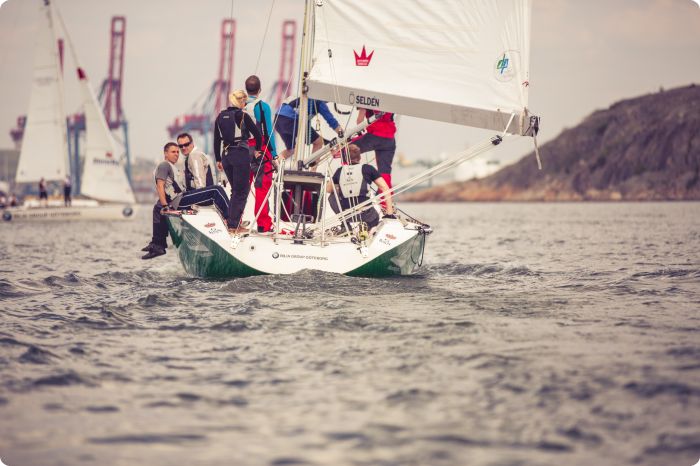 Student Sailing