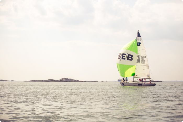 Student Sailing