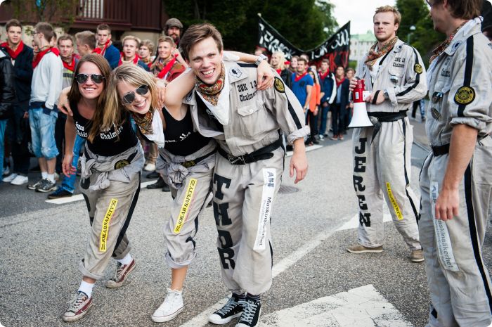 Första Dagen