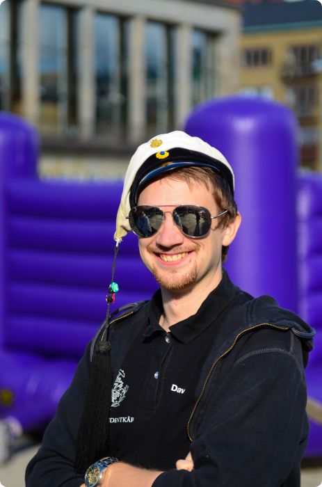 Första Dagen