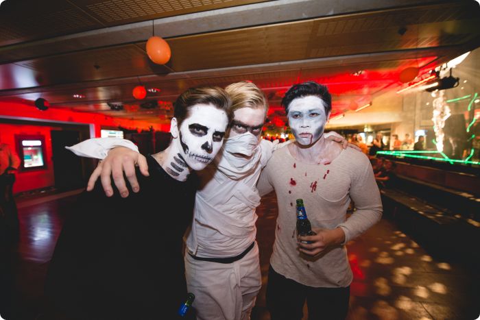 Halloween-Kalaset