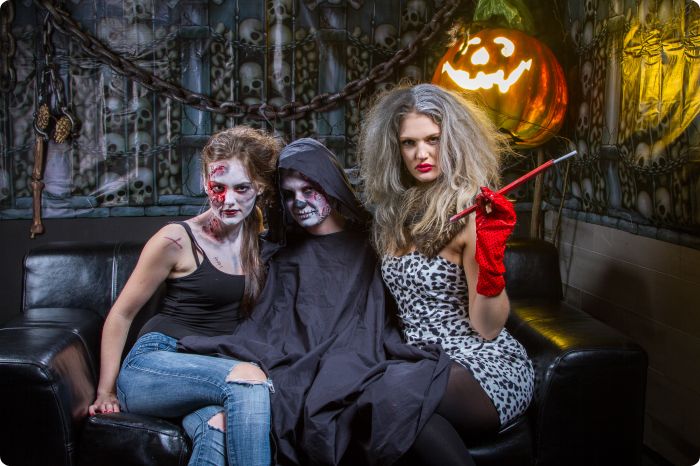 Halloween Studio