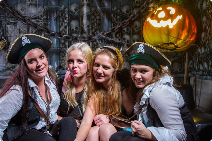 Halloween Studio