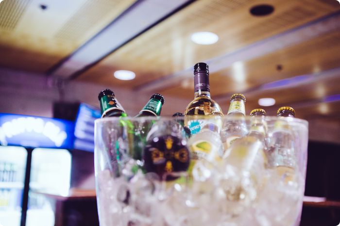 Books & Bars 