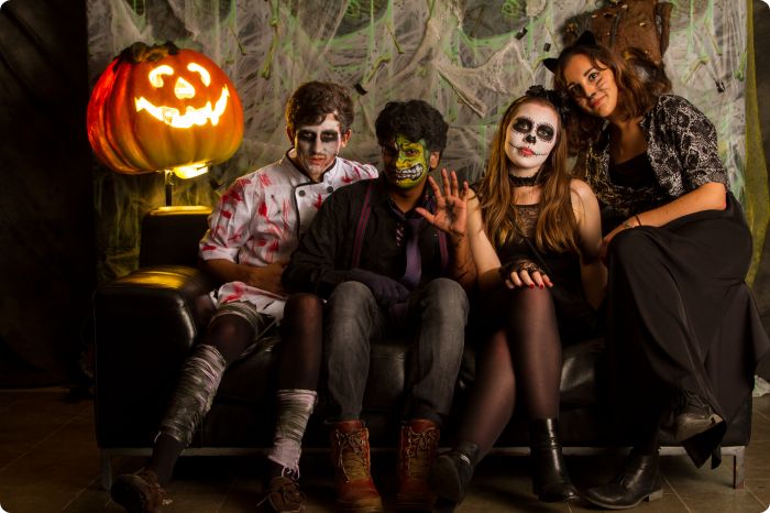 Studio Halloweenkalaset