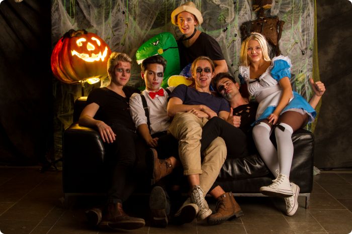 Studio Halloweenkalaset
