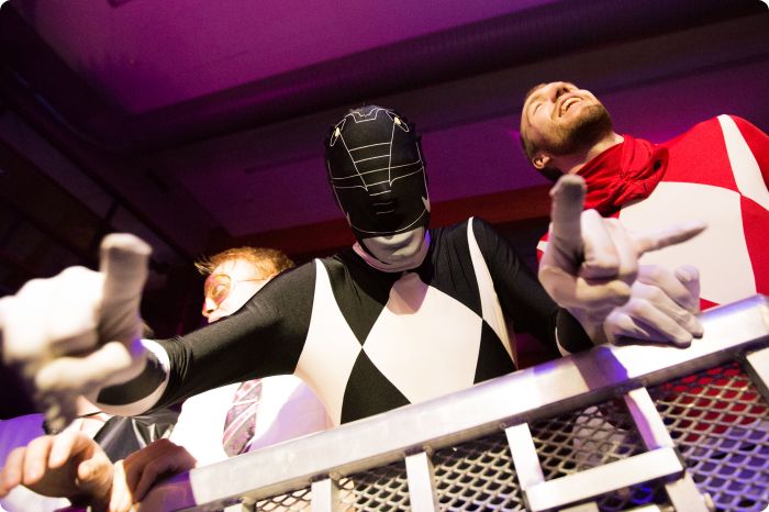 Halloweenkalas: Neverstore, Smash into pieces, Mash up international