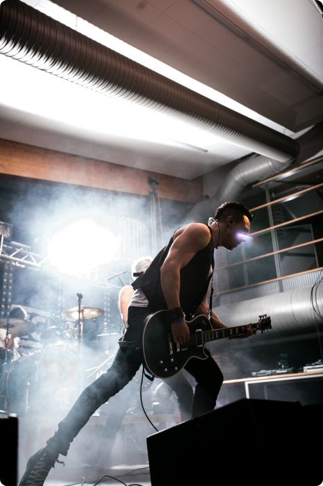 Halloweenkalas: Neverstore, Smash into pieces, Mash up international