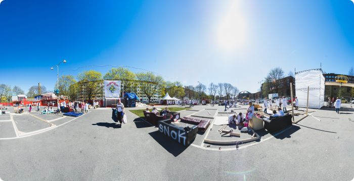 Byggplatsen dag 2