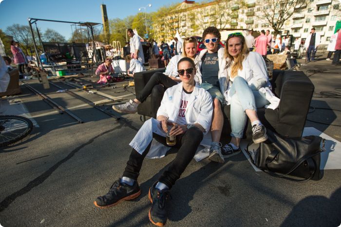 Byggplatsen dag 2