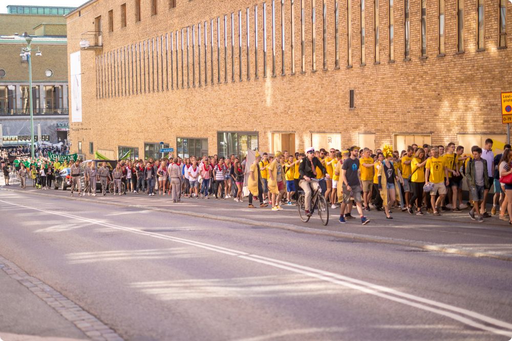 Första Dagen