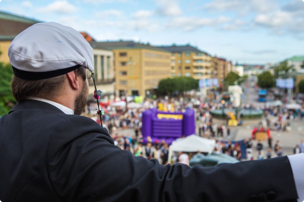 Första Dagen
