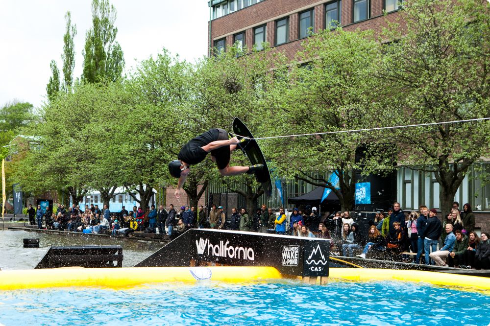 Wake-A-Pond