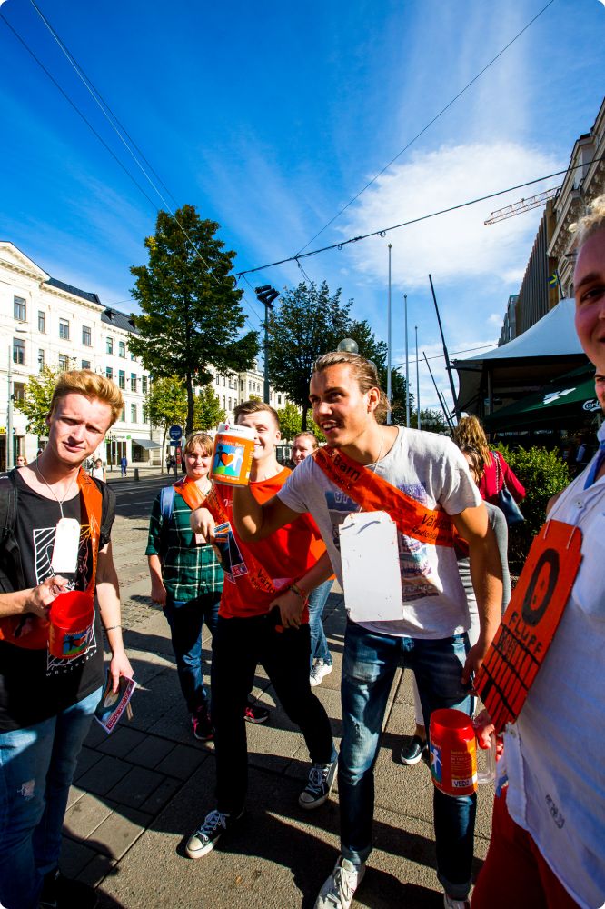 Mottagningskampen: Insamlingen