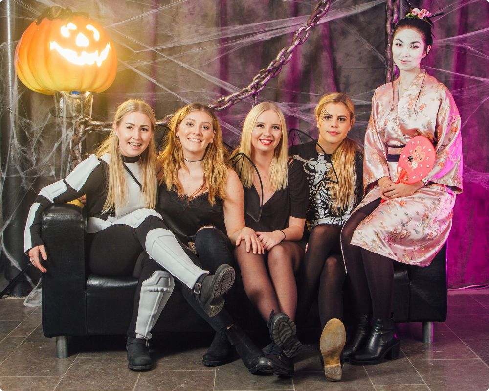 Halloweenkalaset - Studio