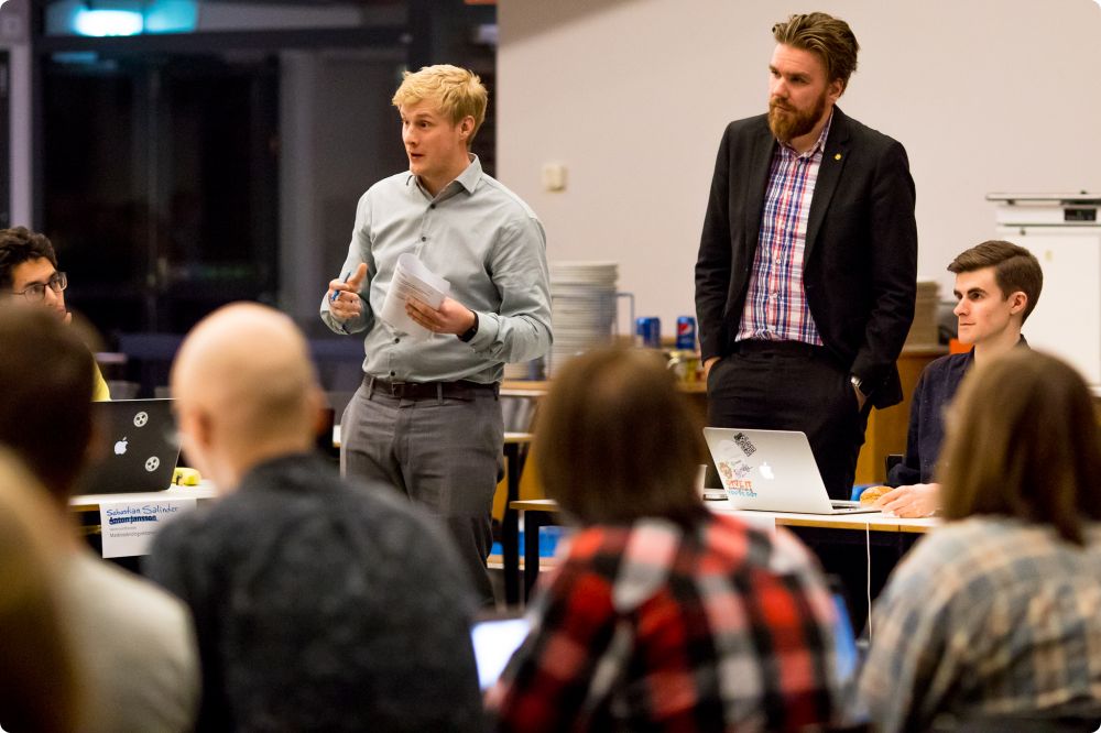 Fullmäktigemöte 6