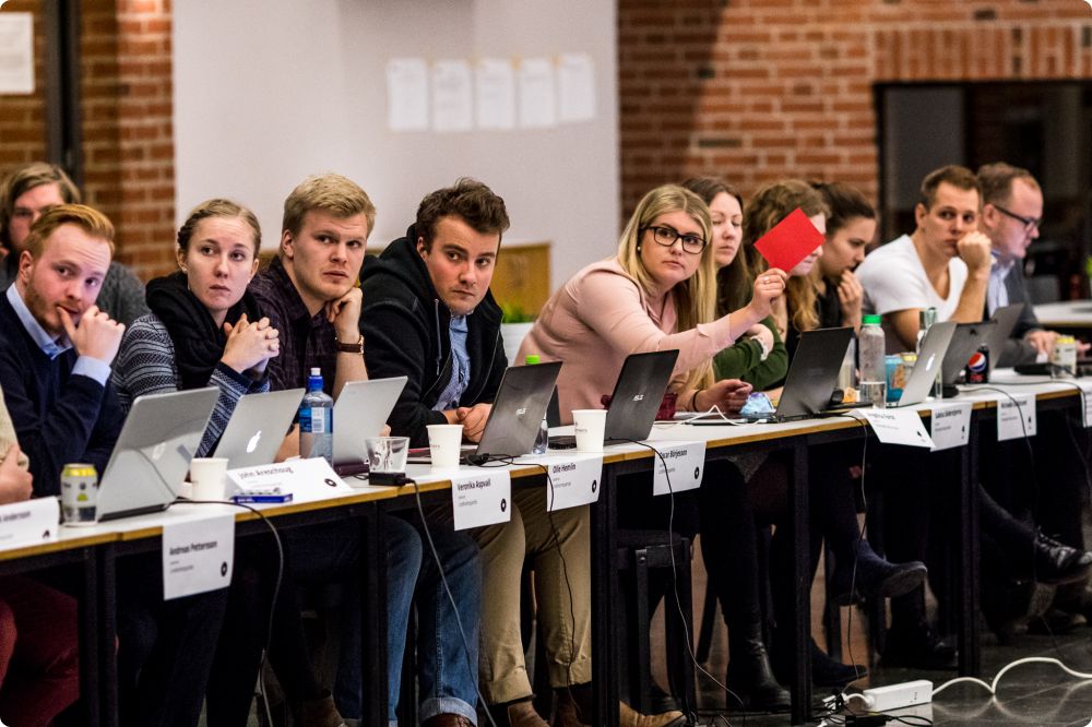 Fullmäktigemöte 6