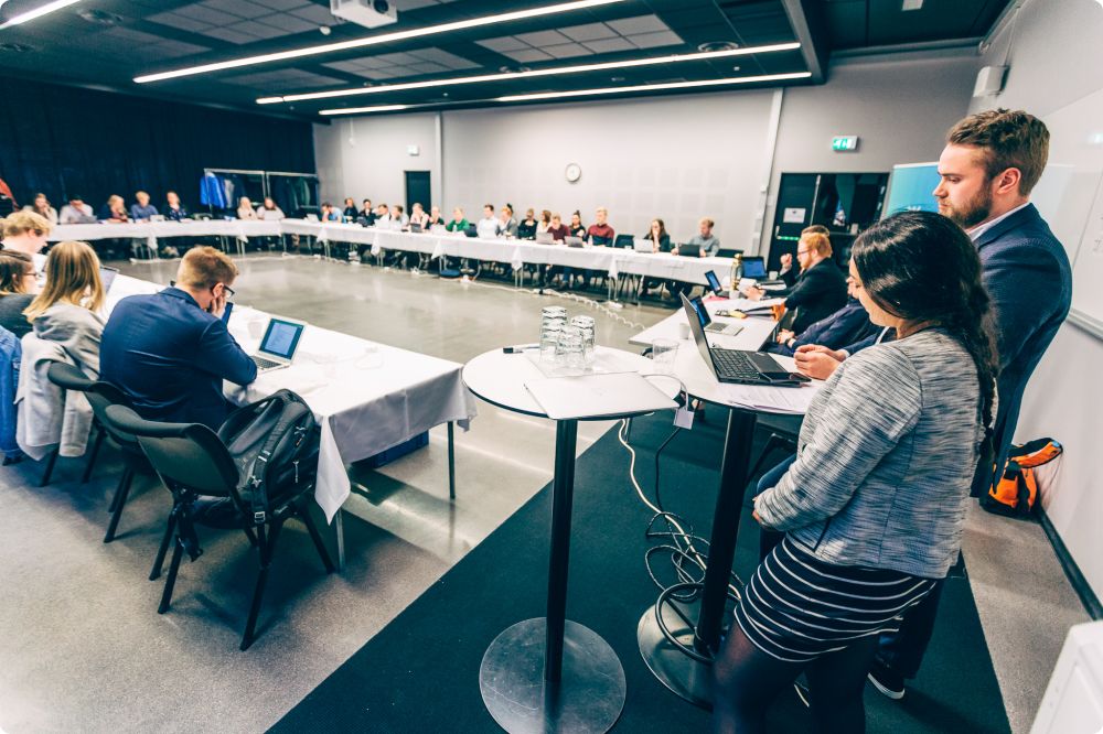Fullmäktigemöte 8