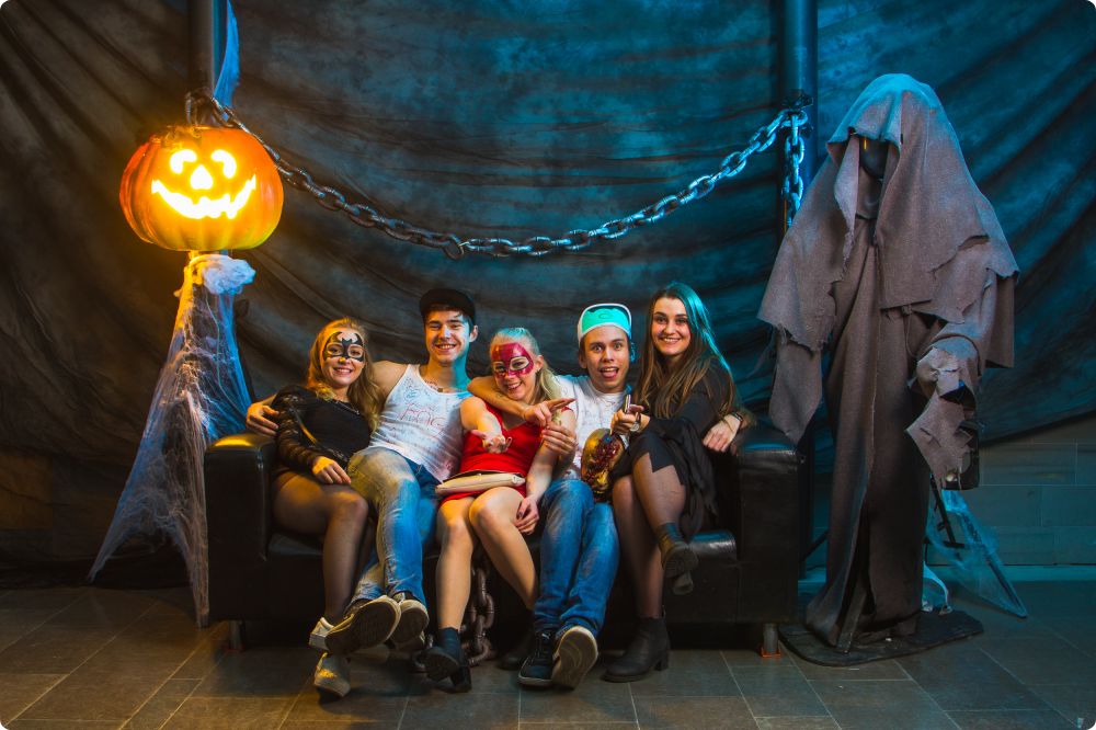 Halloweenkalaset Studio
