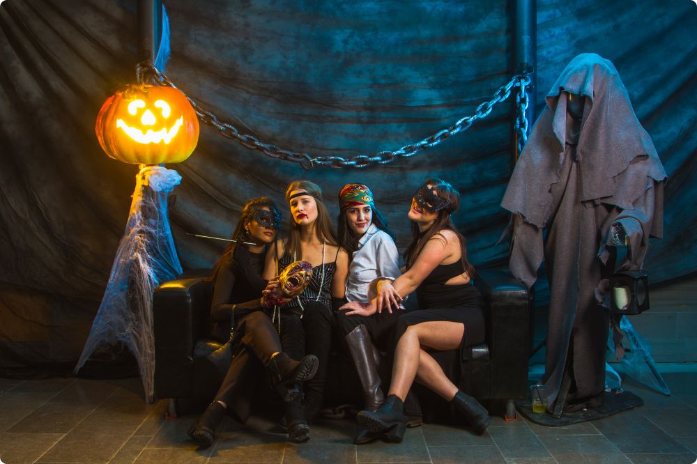 Halloweenkalaset Studio