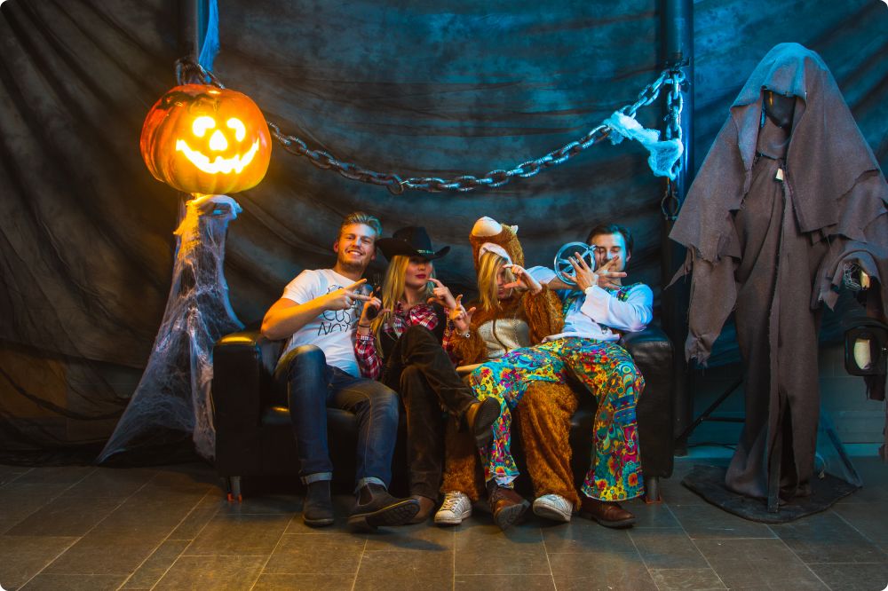 Halloweenkalaset Studio