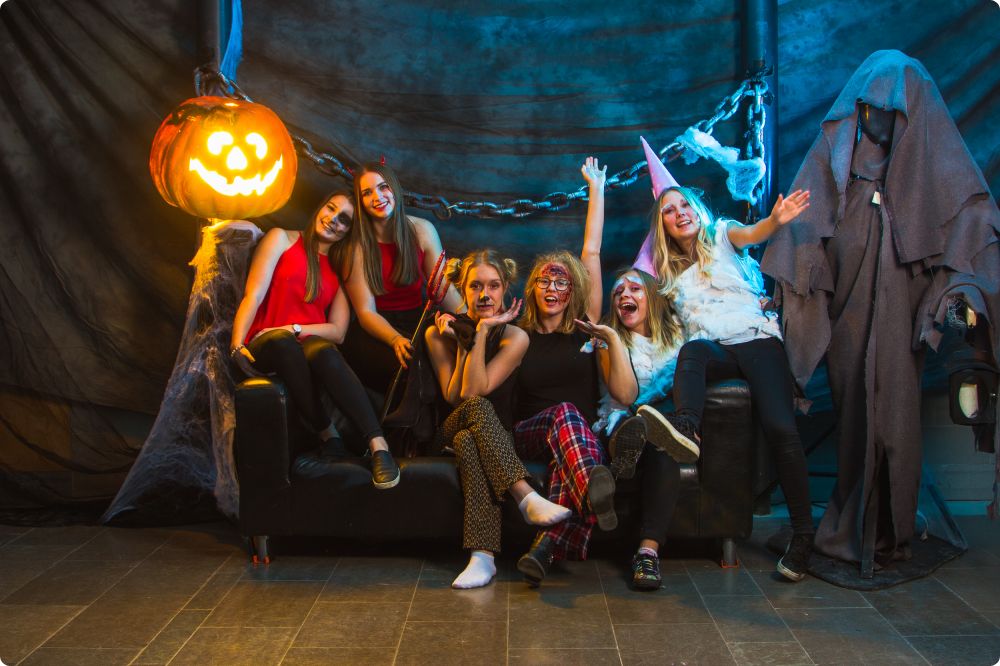 Halloweenkalaset Studio