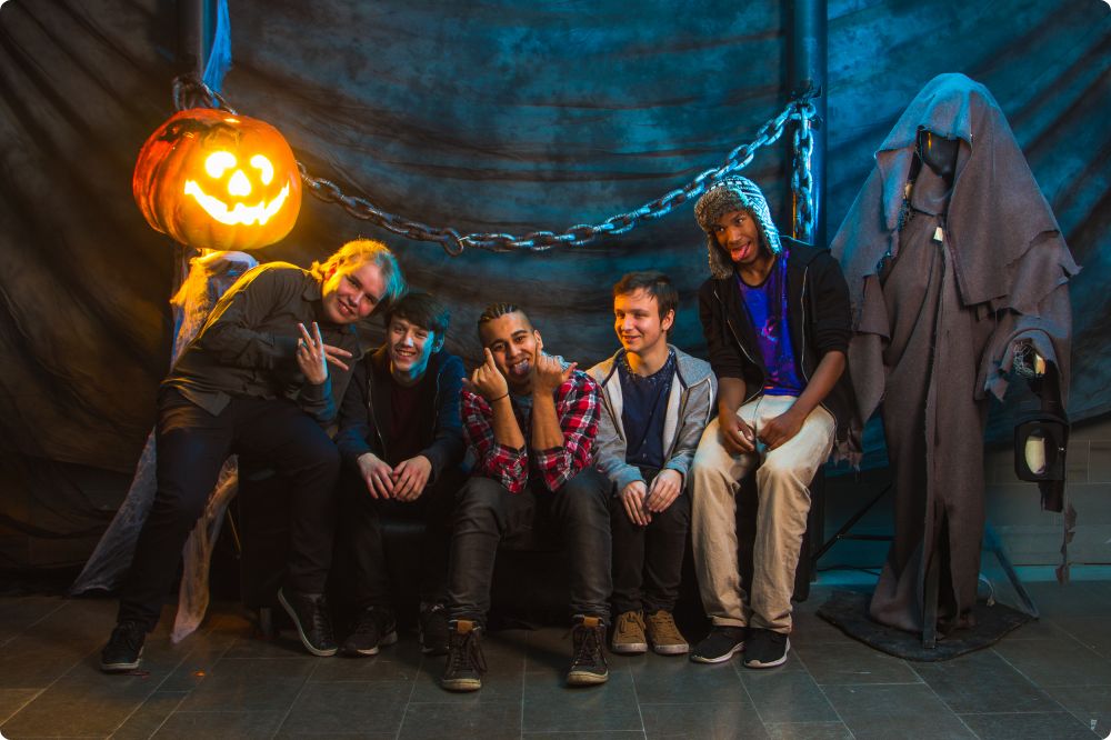 Halloweenkalaset Studio