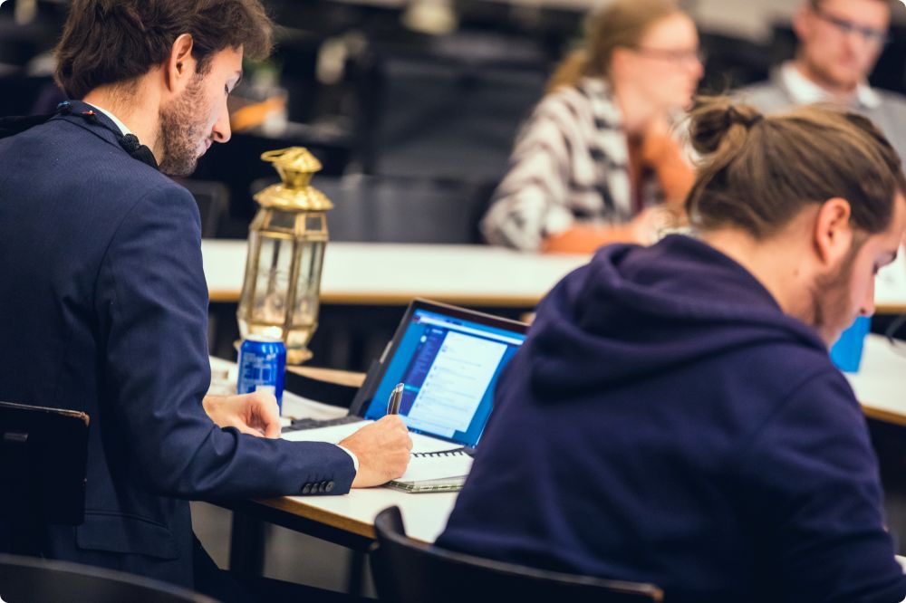 Fullmäktigemöte 3