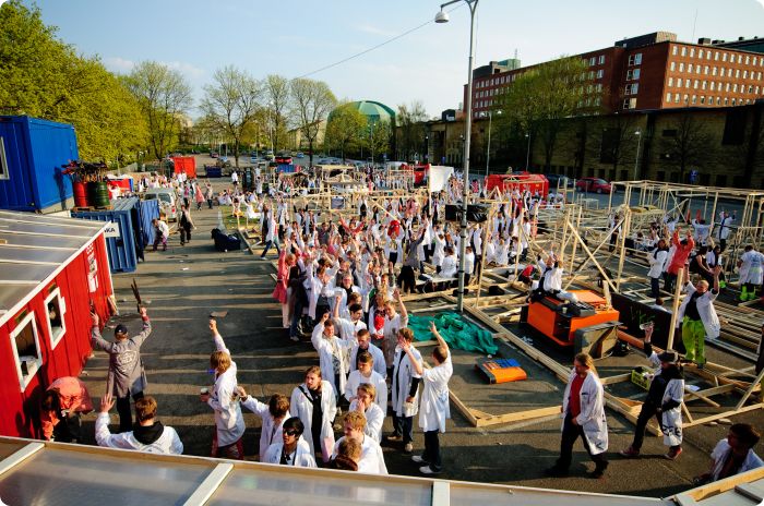 Cortègen: Byggdag 3