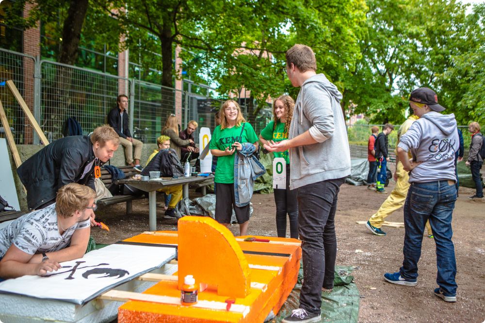 Byggplats kappsegling